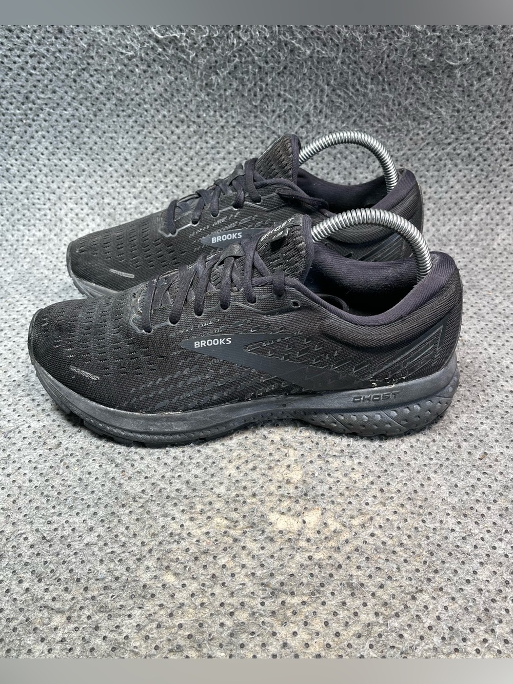 Brooks Ghost 13 Black Wide Running Shoes Size 8.5 Women’s